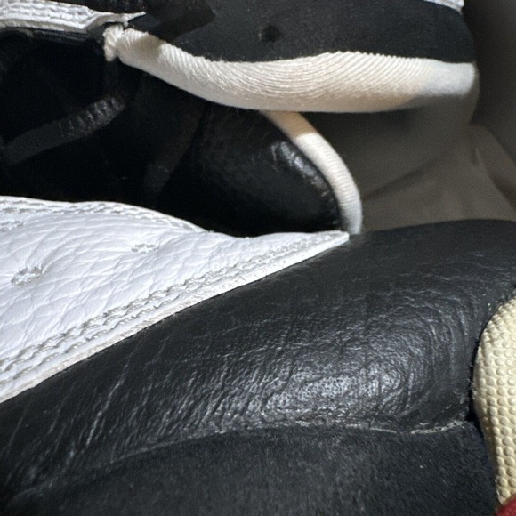 Size 10.5 - Mens Jordan 13 Retro He Got Game 2018 W/ Original Box White Black - Picture 10 of 10
